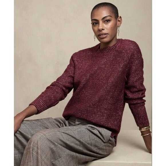 Banana Republic Sweaters - Banana Republic women sweater Burgundy Size Large Pullover, Crew Ribbed Neck NWT